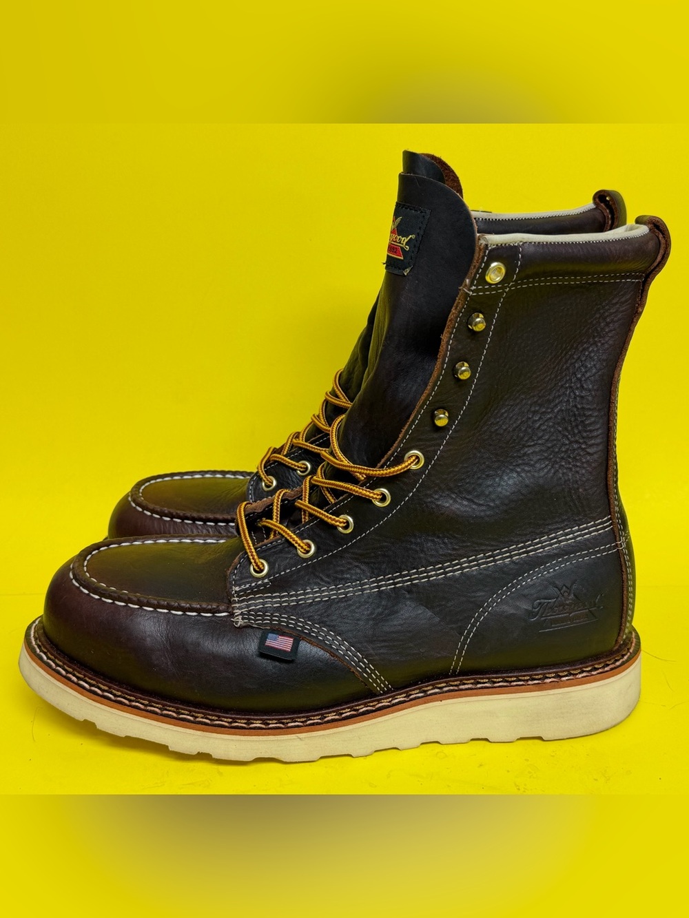 Thorogood 804-4239 Men's 8" Tobacco Oil Tanned Safety Toe Work Boots -10.5 EE